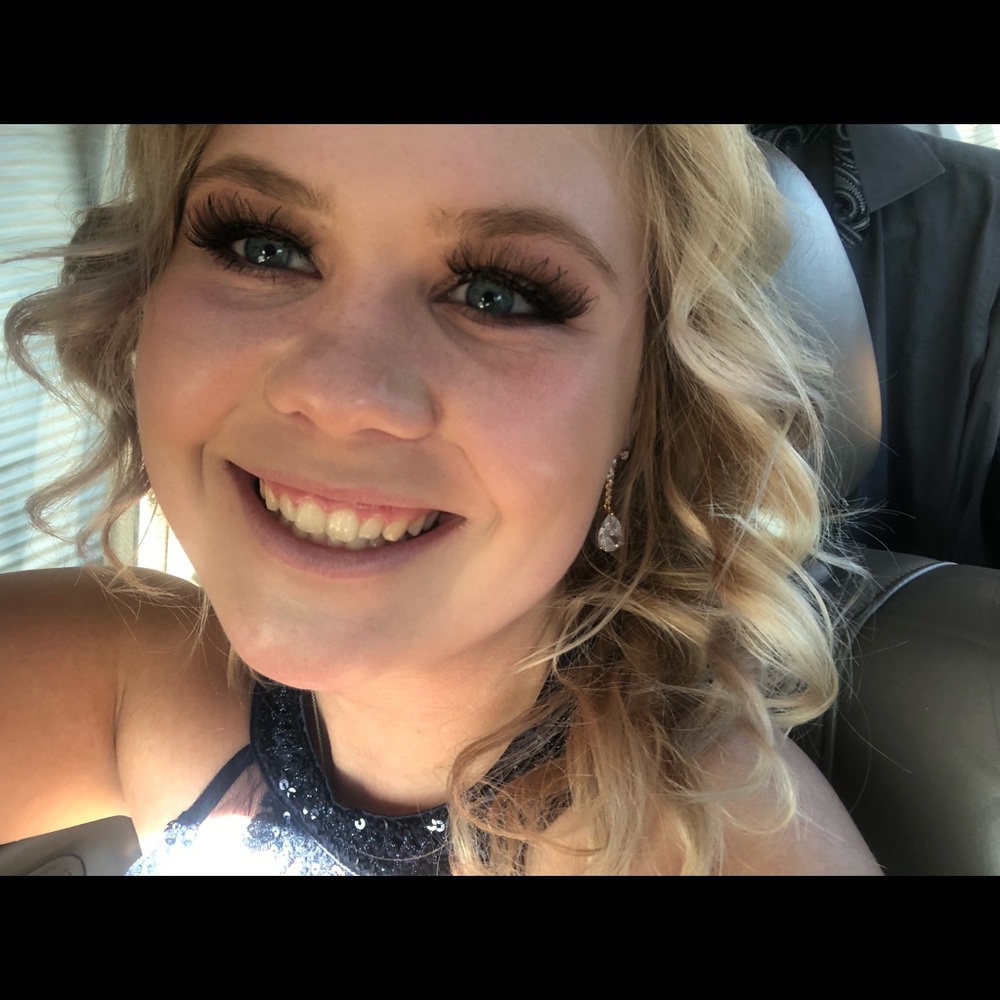 Meet your Seller!💙